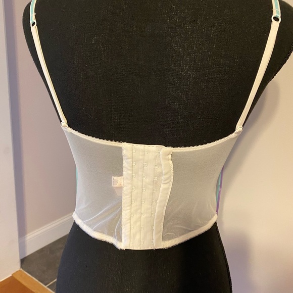 Victoria’s Secret Lined Demi half body bra 34B - Picture 4 of 13